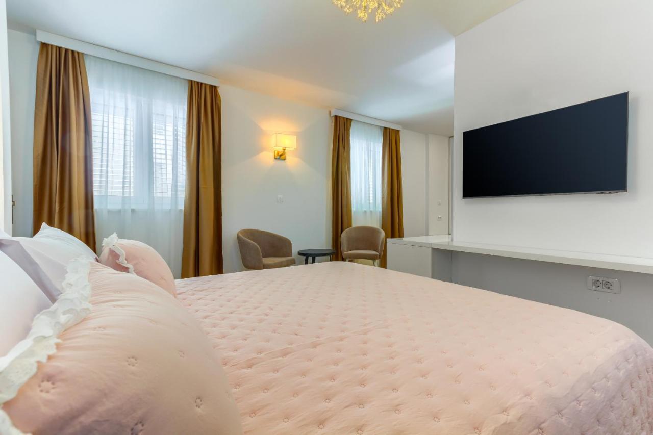Irini Luxury Rooms Split Exteriör bild