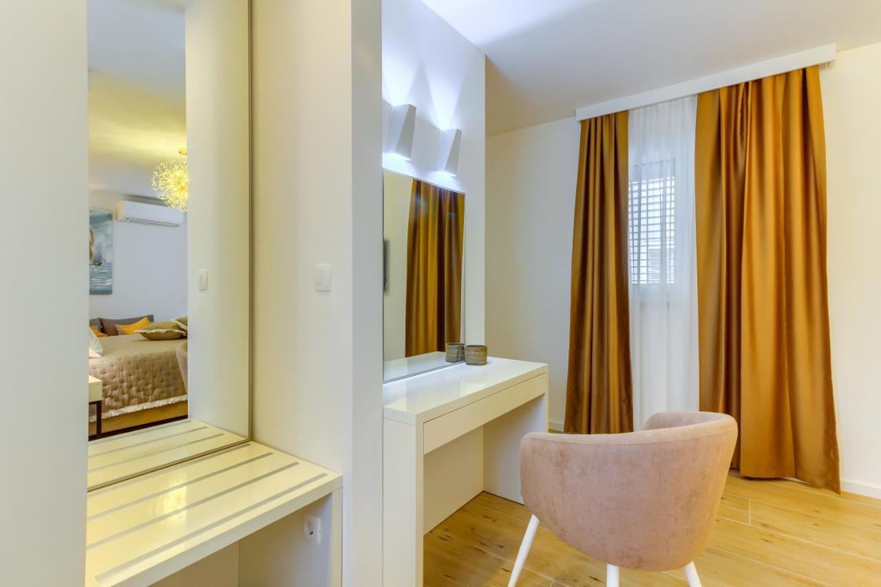 Irini Luxury Rooms Split Exteriör bild