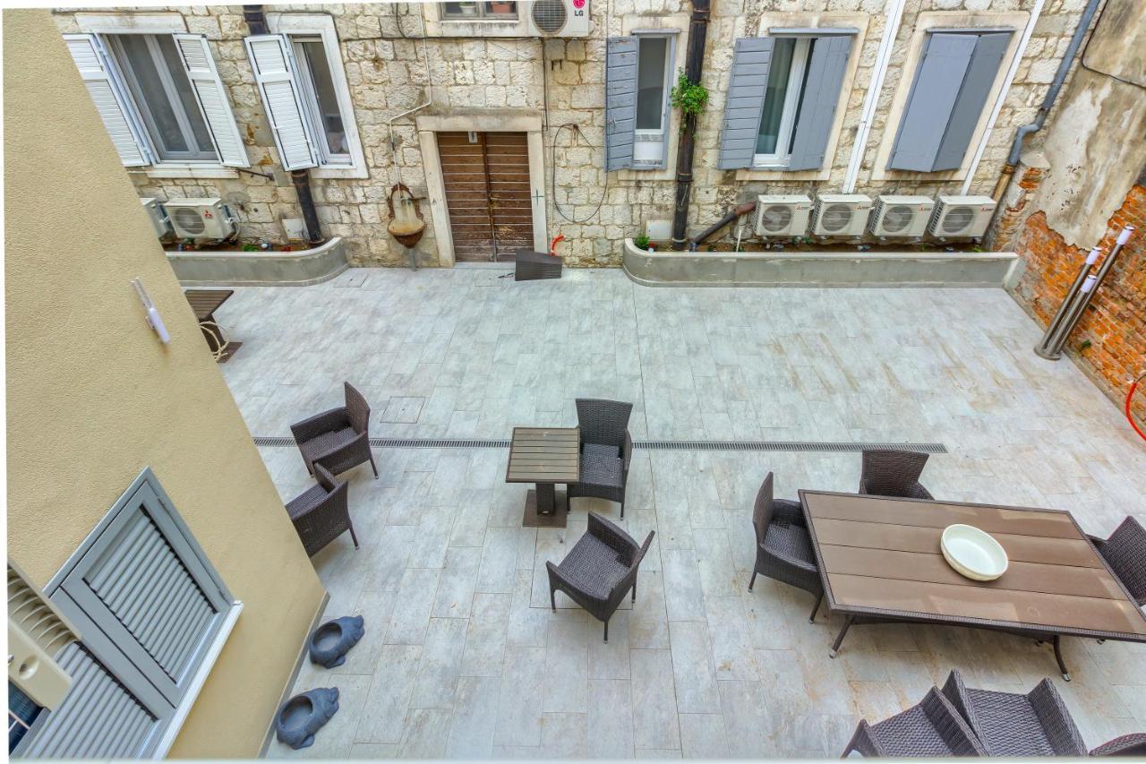 Irini Luxury Rooms Split Exteriör bild