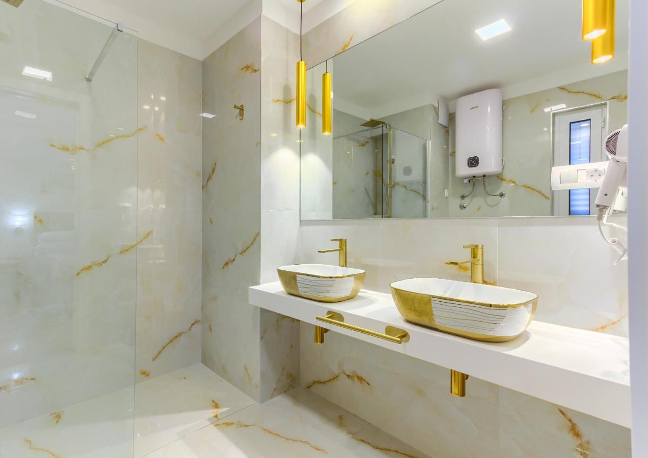 Irini Luxury Rooms Split Exteriör bild