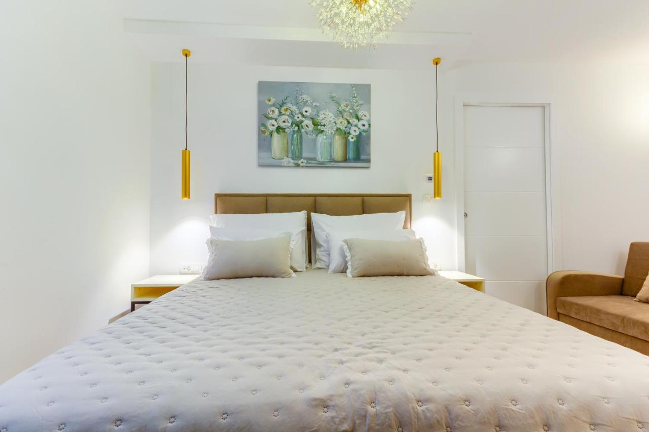 Irini Luxury Rooms Split Exteriör bild