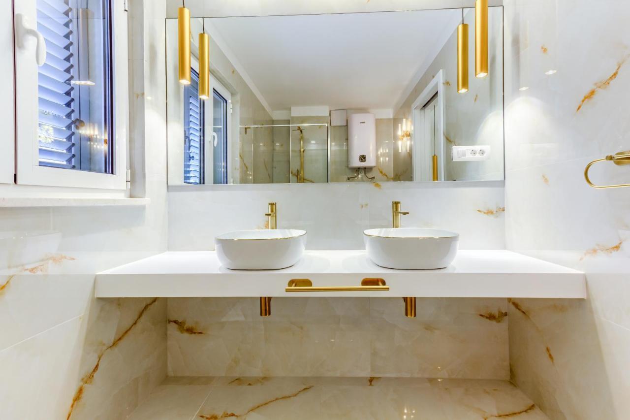 Irini Luxury Rooms Split Exteriör bild