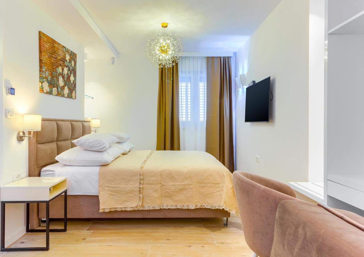 Irini Luxury Rooms Split Exteriör bild