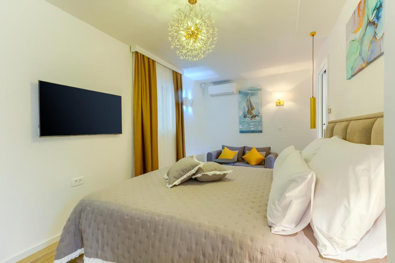 Irini Luxury Rooms Split Exteriör bild