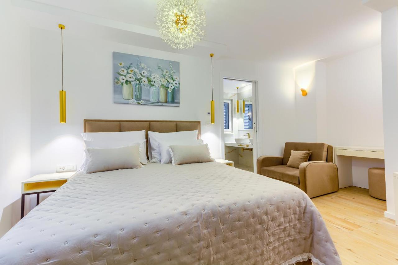 Irini Luxury Rooms Split Exteriör bild