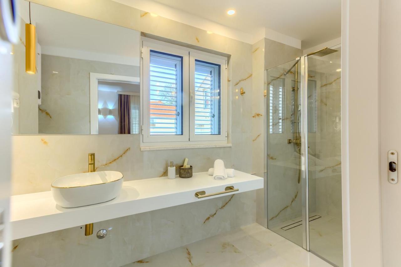 Irini Luxury Rooms Split Exteriör bild